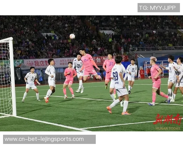 “湘超”第九轮:雨中拼出三分!常德2-0打败湘潭保卫主场荣耀 “湘超”第九轮:雨中拼出三分!常德2-0打败湘潭保卫主场荣耀